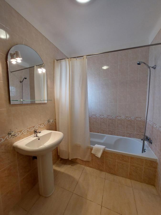 Apartamento Sunny Velamar Patroves Exteriör bild